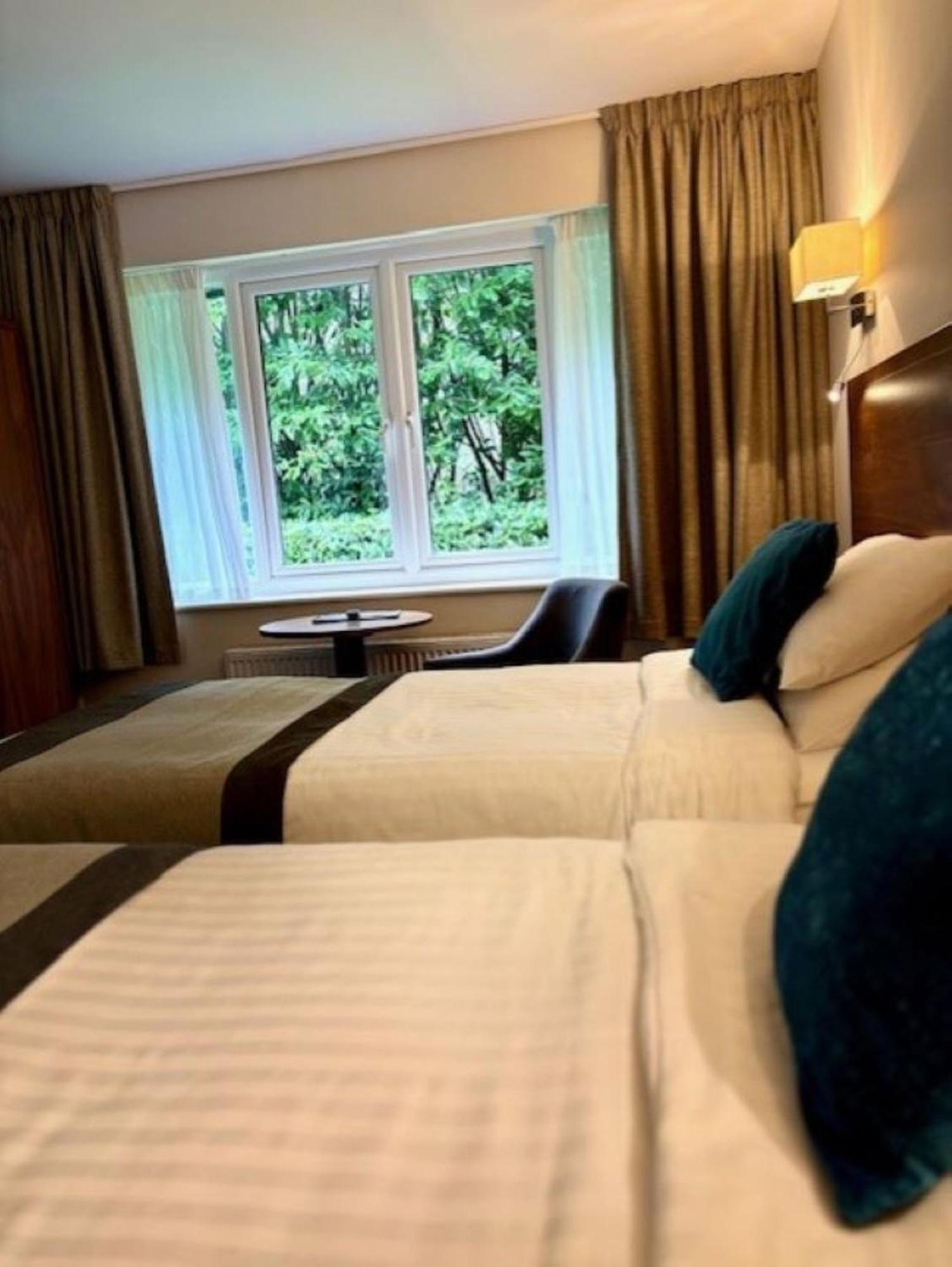 The Waterloo Hotel ベトウス・ア・コーエド エクステリア 写真