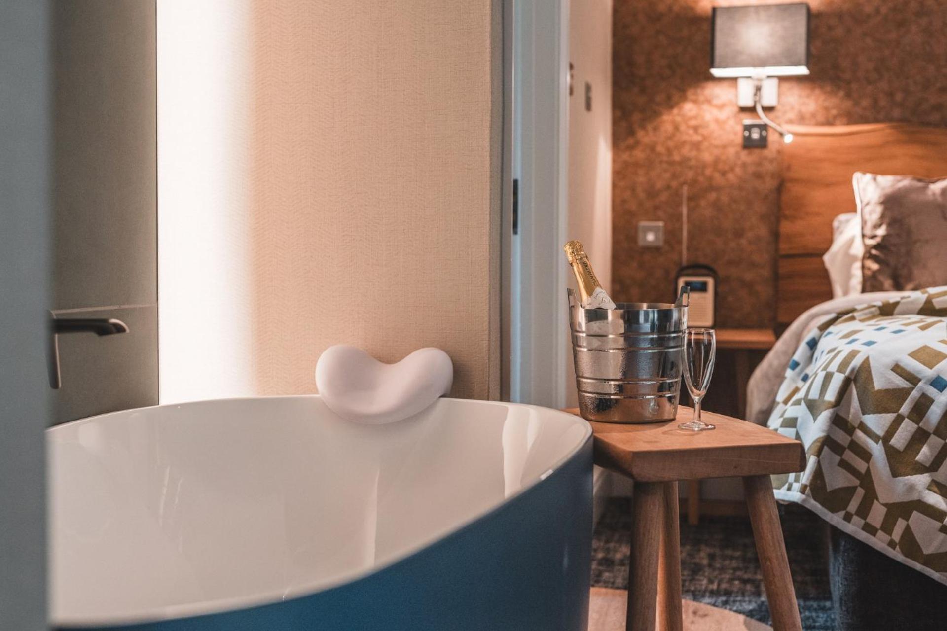 The Waterloo Hotel ベトウス・ア・コーエド エクステリア 写真
